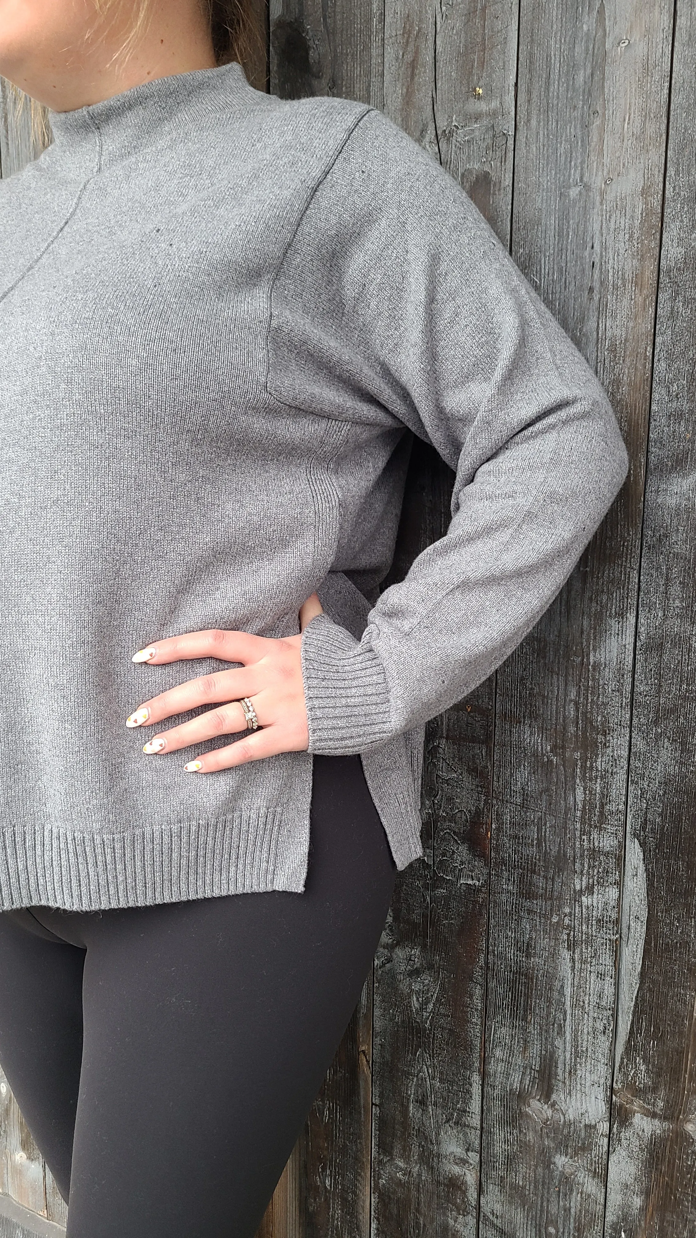 79004 Grey Pullover Sweater