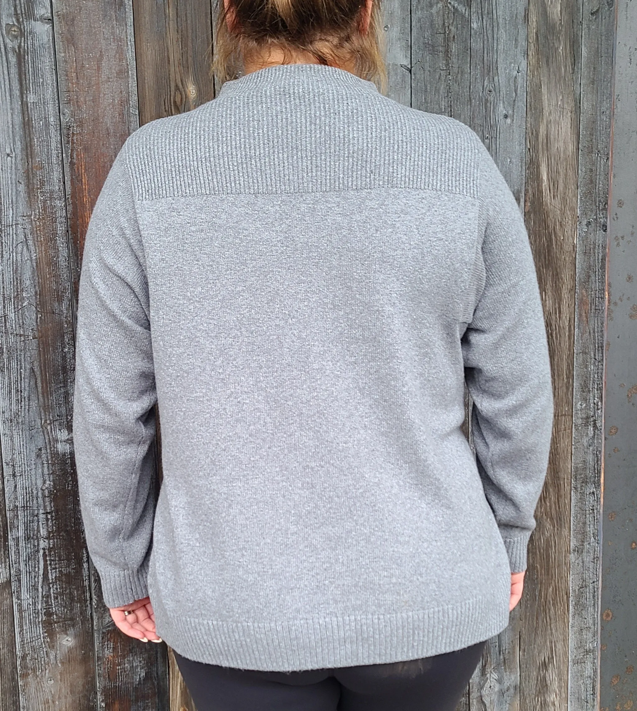 79004 Grey Pullover Sweater