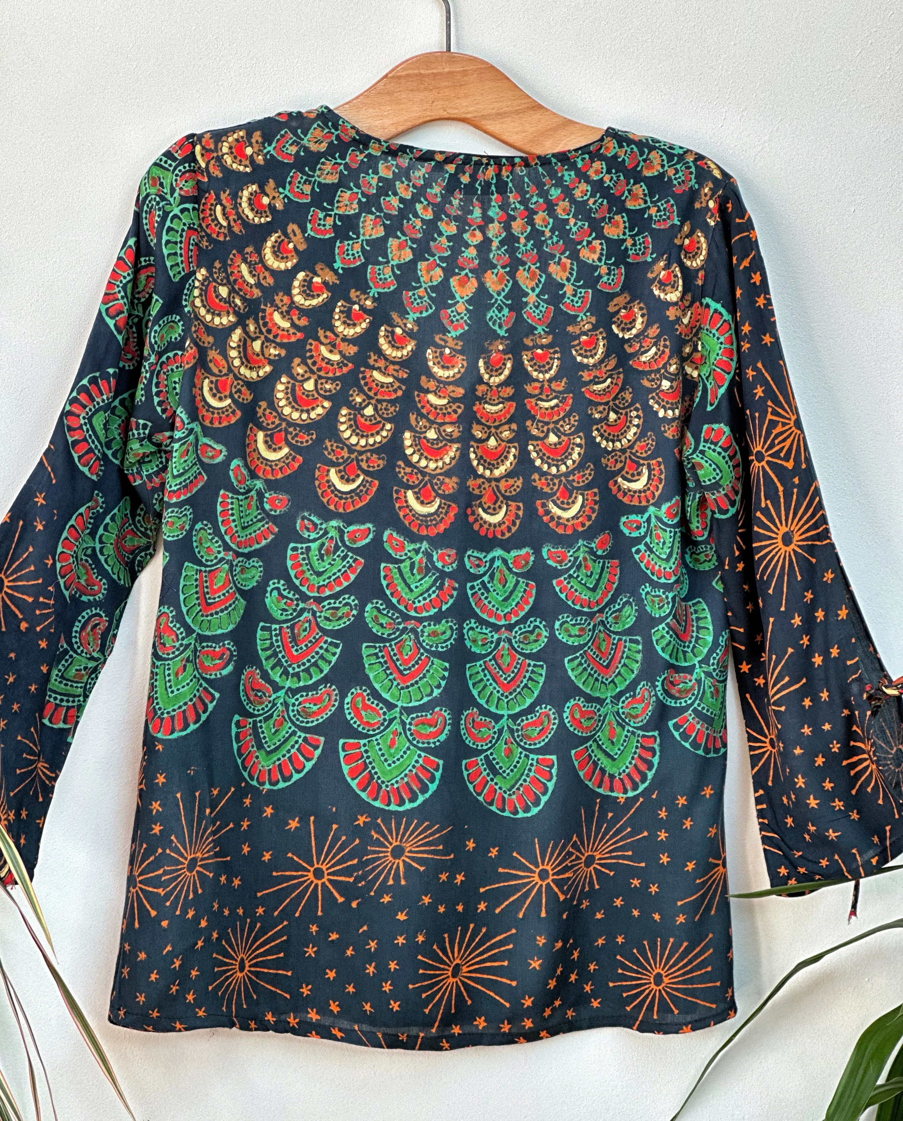 CEDAR GREEN STARSHINE MANDALA TUNIC / TOP