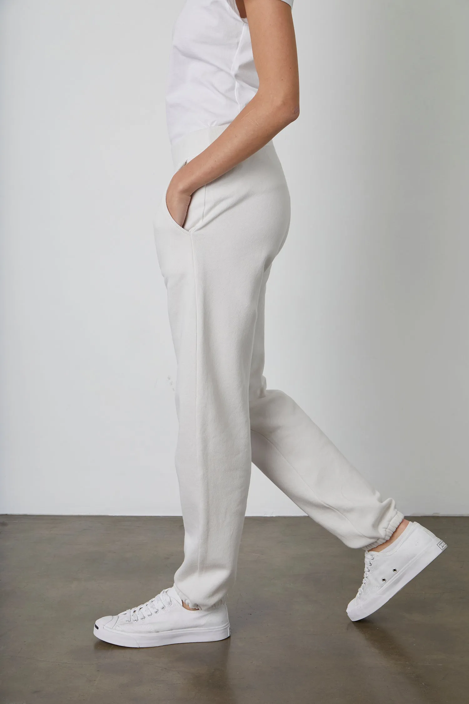 MEGAN FLEECE SWEATPANT IN COCONUT