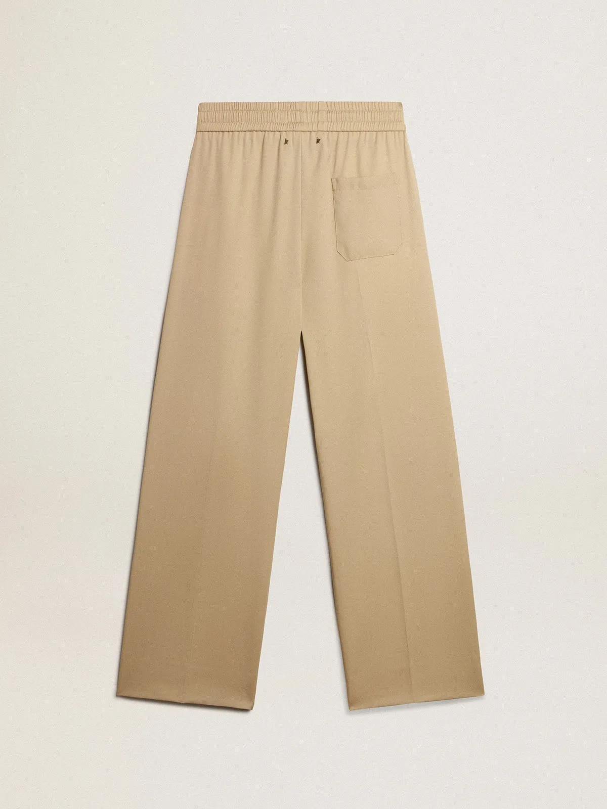 Men’s sand-colored joggers with pocket on the back