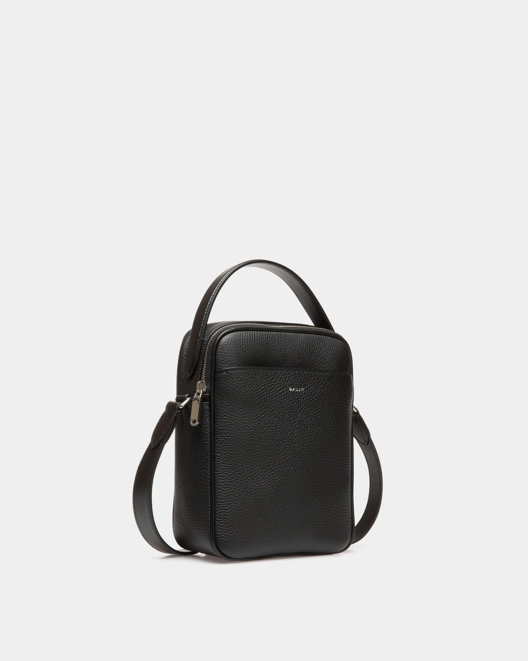 Oeden Crossbody Bag In Black Leather 