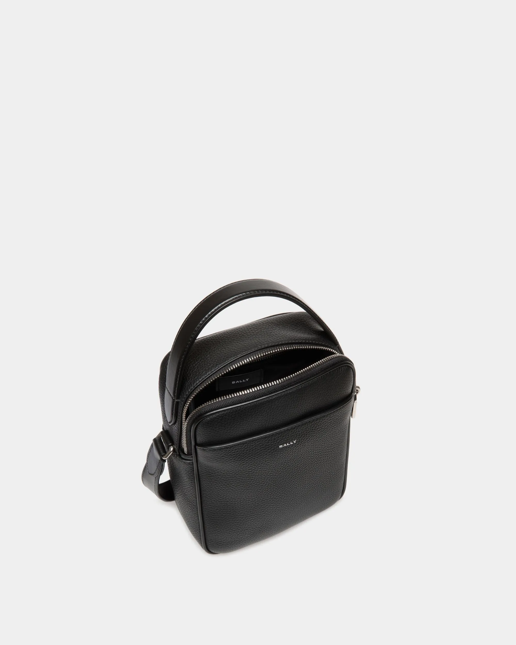 Oeden Crossbody Bag In Black Leather 