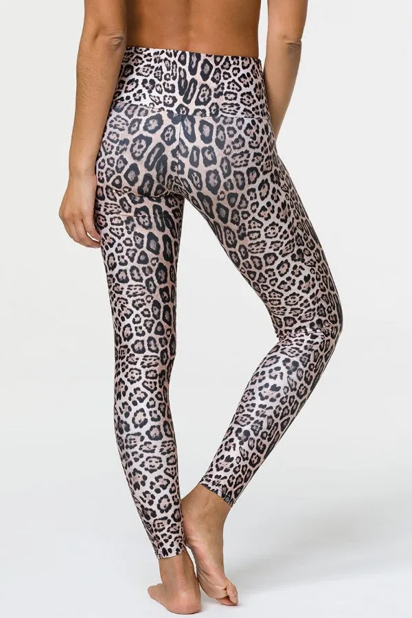 ONZIE // HIGH RISE GRAPHIC LEGGING - LEOPARD