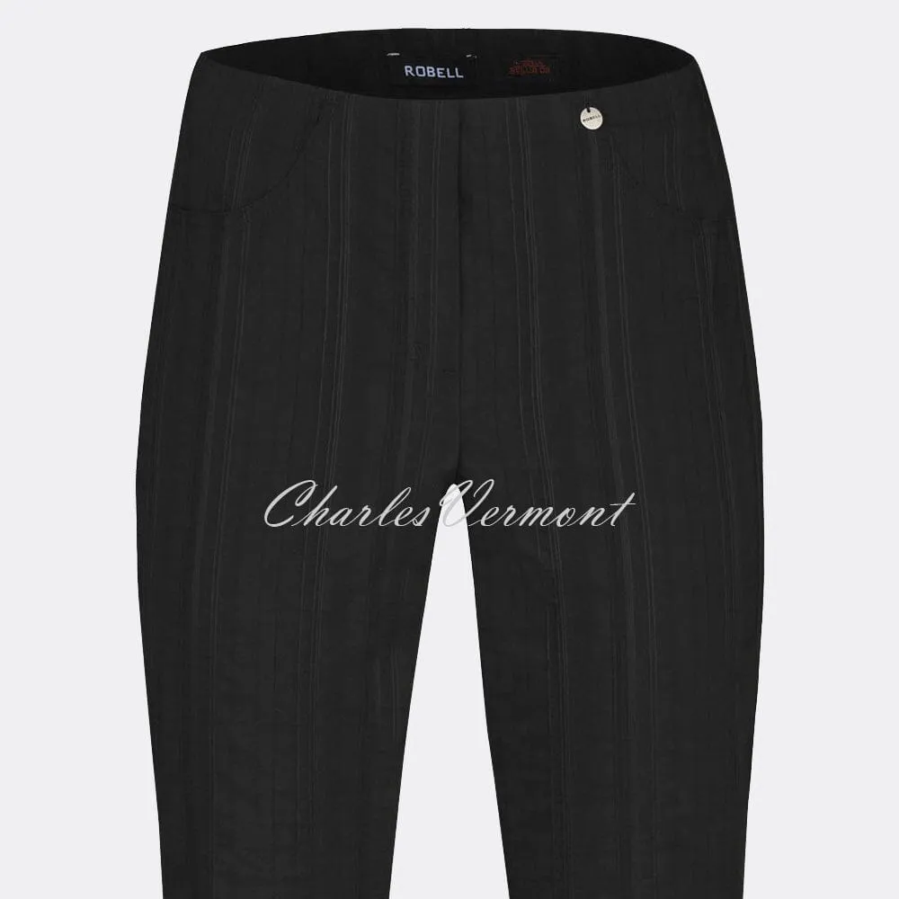 Robell Bella 09 Seersucker - 7/8 Cropped Trouser 52642-54554-90 (Black)