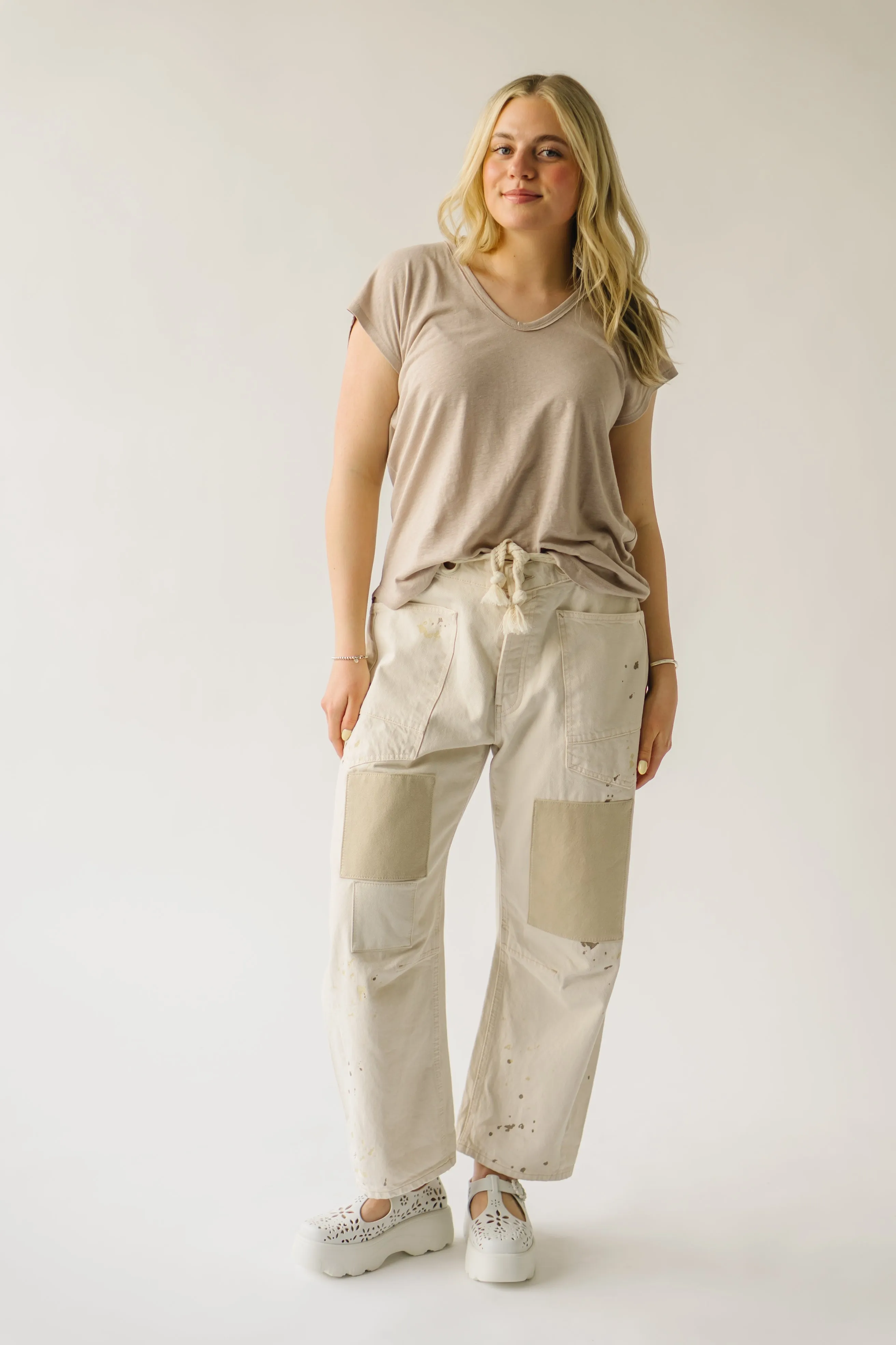 The Garver V-Neck Linen Tee in Khaki