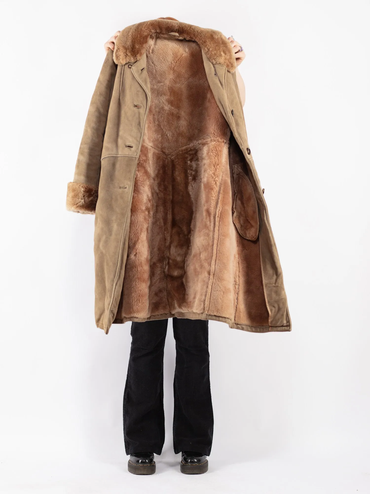 Vintage 70's Women Sheepskin Coat in Beige