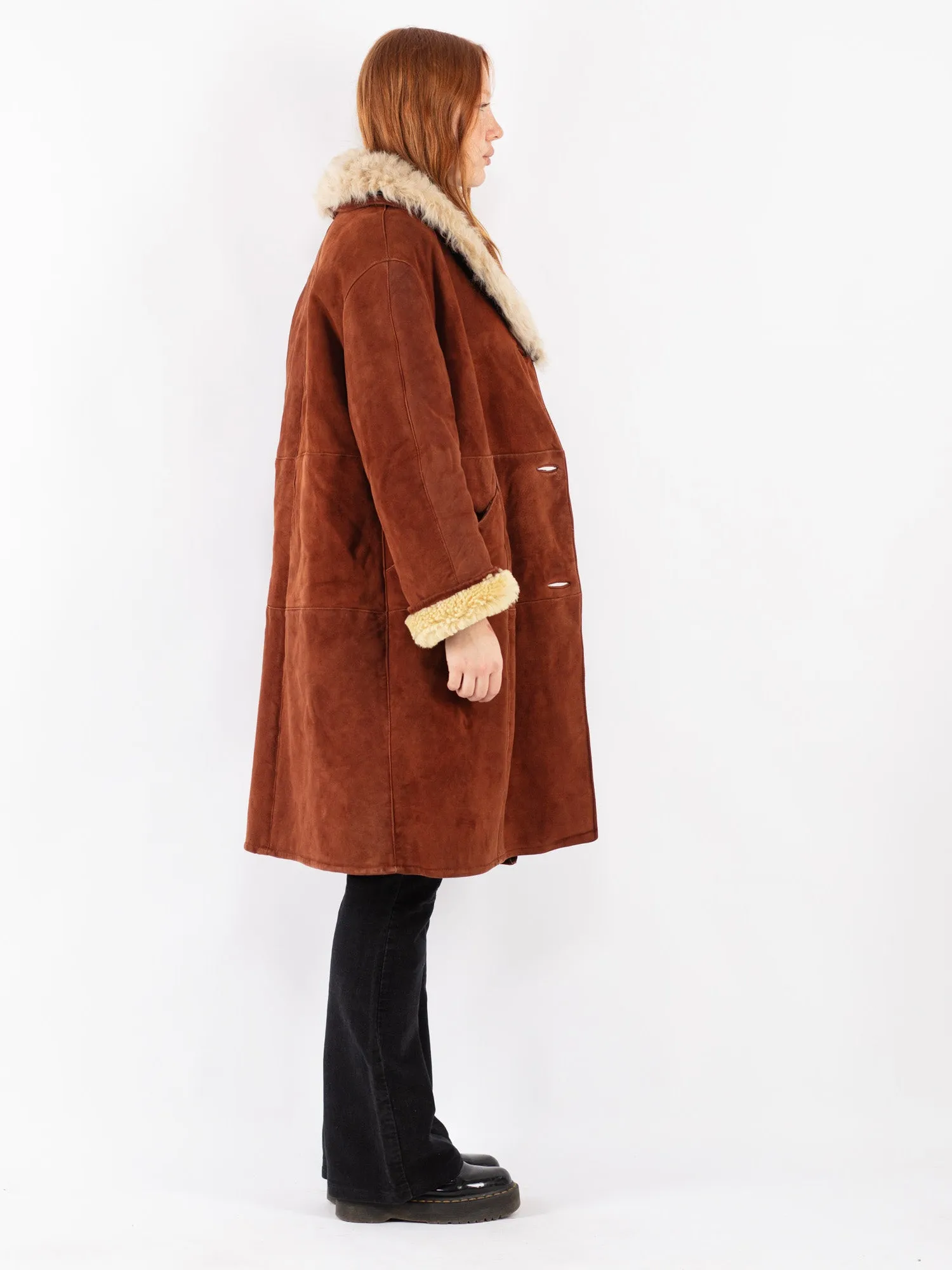 Vintage 70's Women Sheepskin Shearling Coat in Brown