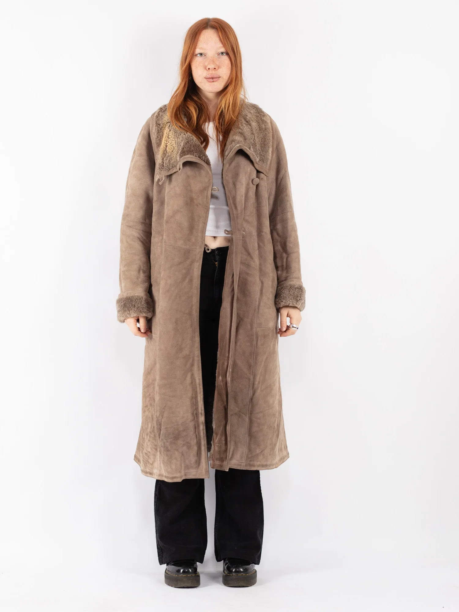 Vintage 80's Women Sheepskin Shearling Coat in Beige